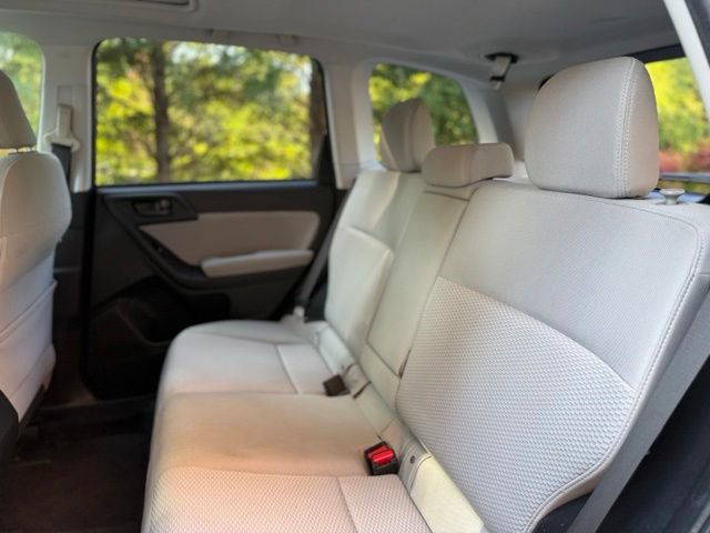 Used 2014 Subaru Forester 2.5i Premium w/ All-Weather Package AWD/4WD image 37