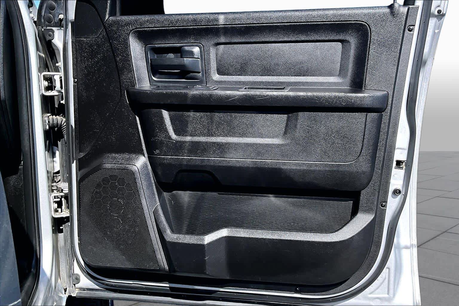 Used 2015 RAM 1500 Express AWD/4WD image 26