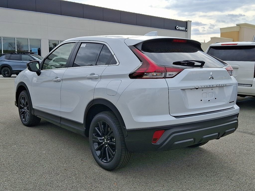 New 2026 Mitsubishi Eclipse Cross LE AWD/4WD image 3