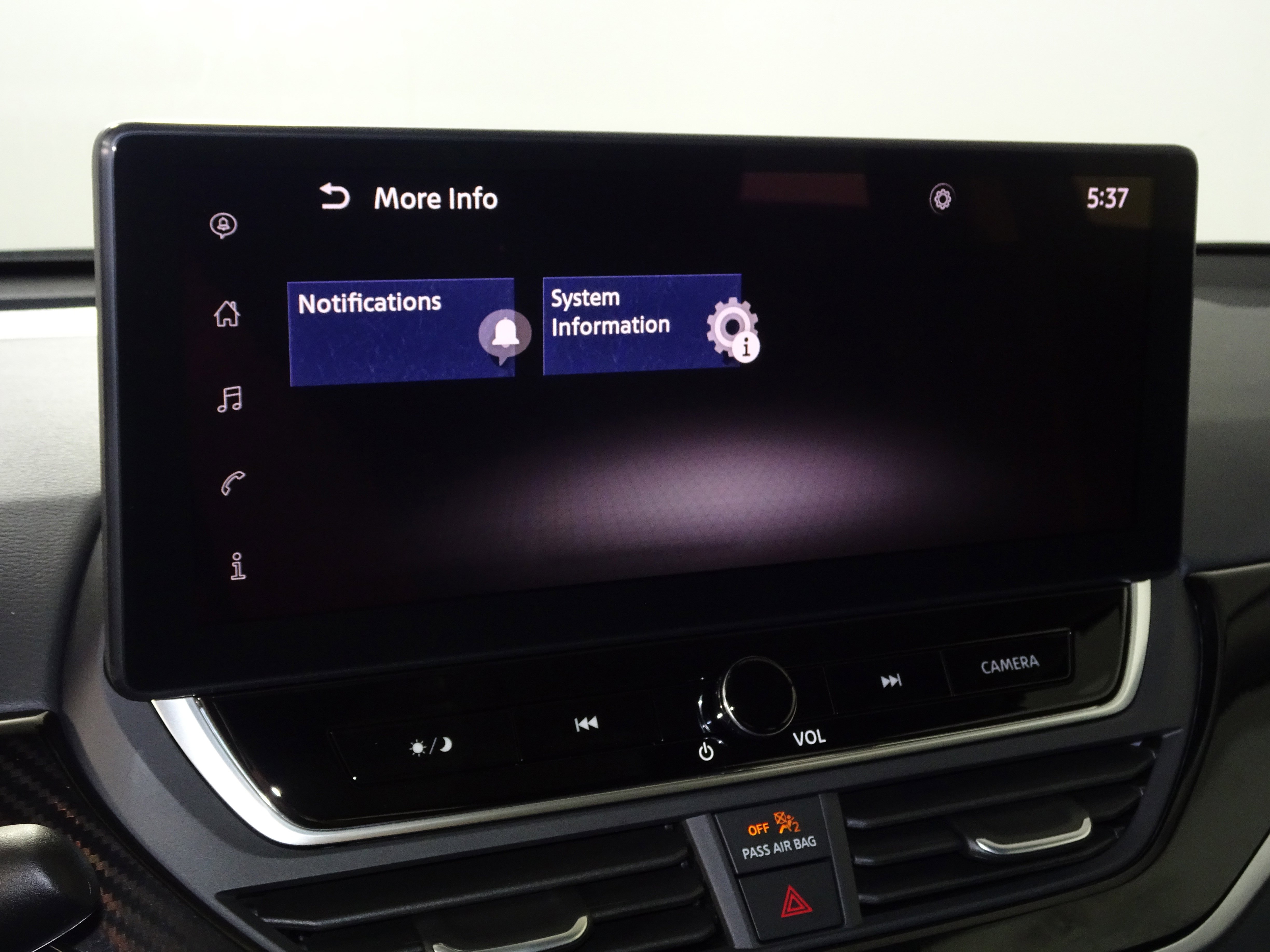 New 2025 Nissan Altima 2.5 SR w/ SR Premium Package image 28