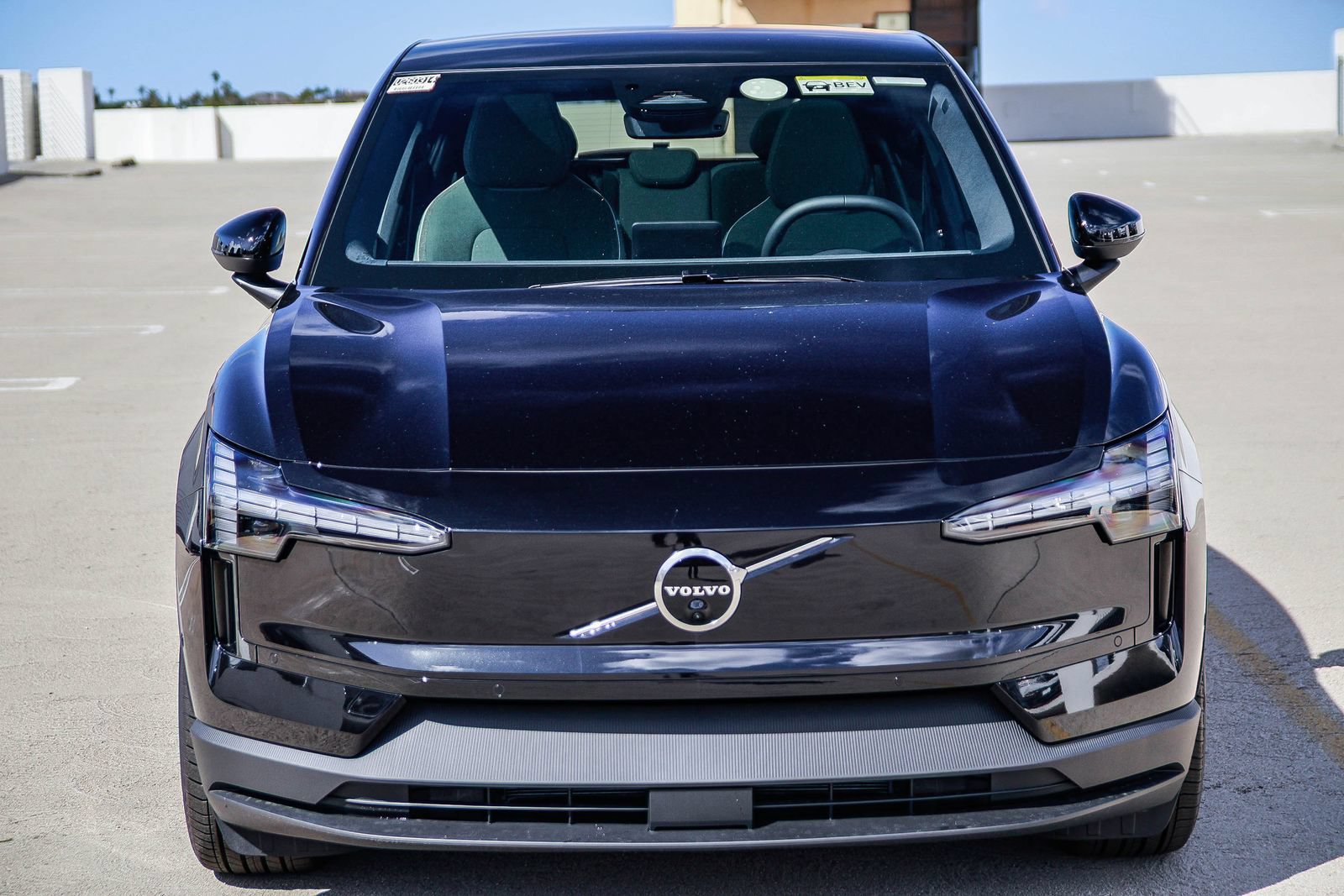 New 2026 Volvo EX30 Ultra AWD/4WD image 2