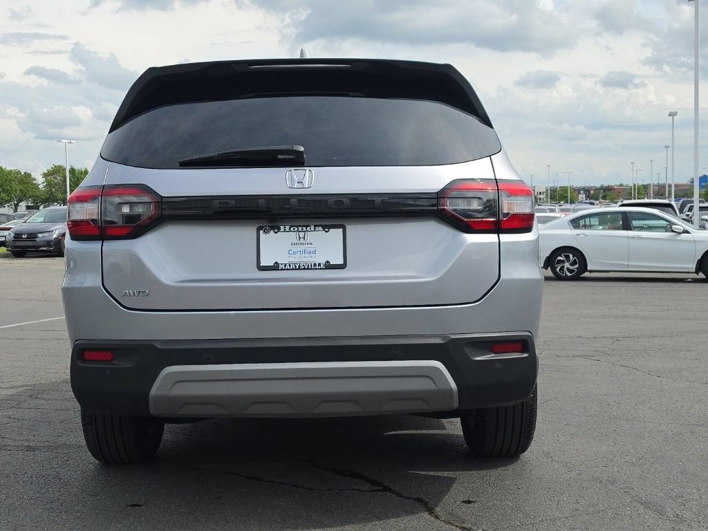 Certified 2025 Honda Pilot EX-L image 6