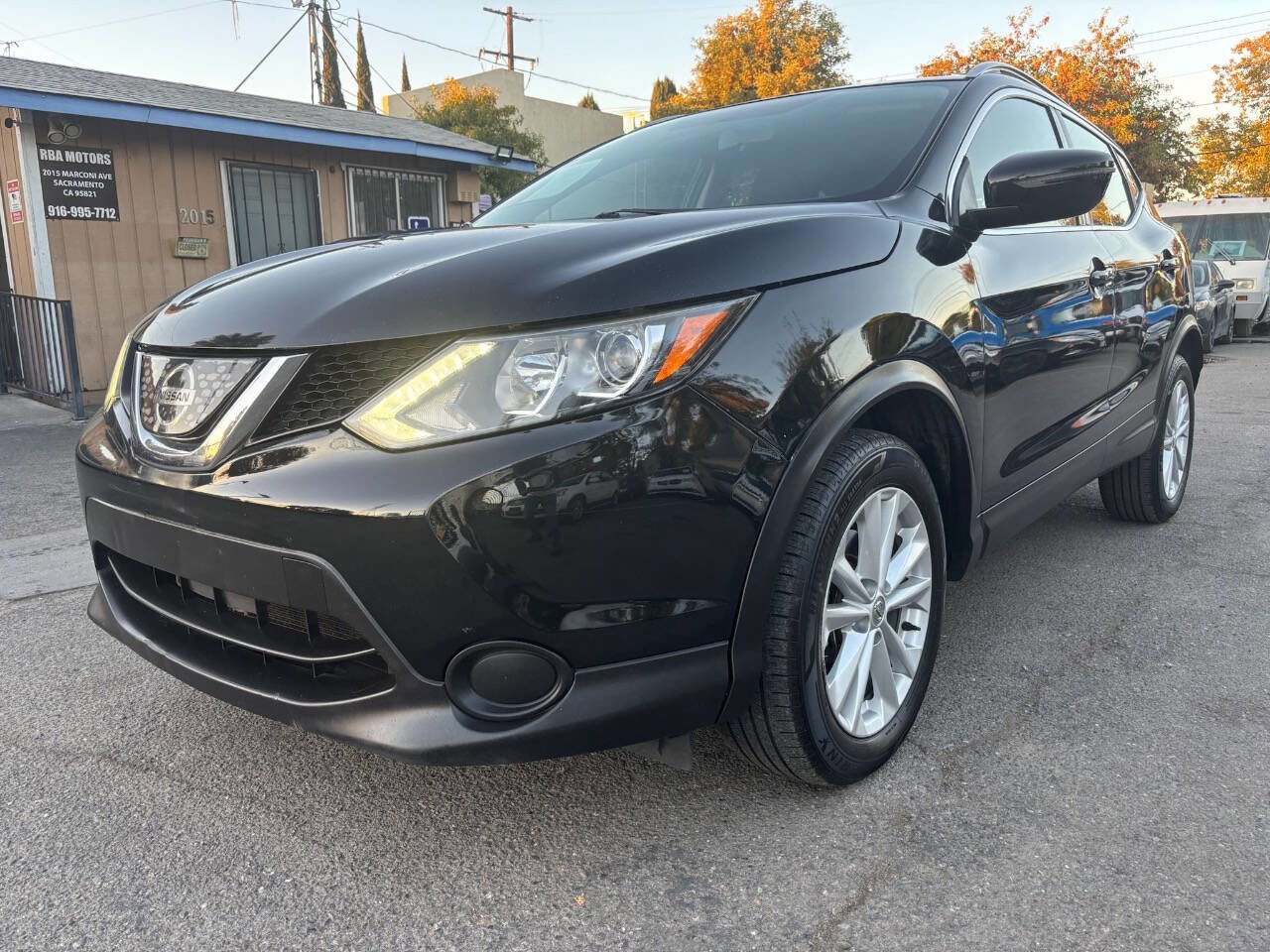 Used 2018 Nissan Rogue Sport SV image 4
