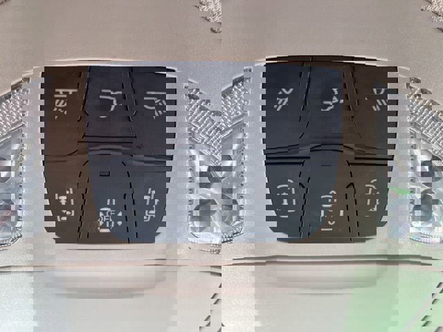 Certified 2023 Chrysler Pacifica Limited image 30