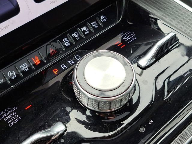 Used 2024 Jeep Grand Wagoneer L Series II w/ Quick Order Packagew 28T image 19