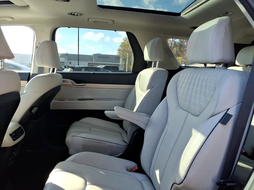 Used 2024 Hyundai Palisade Limited image 29