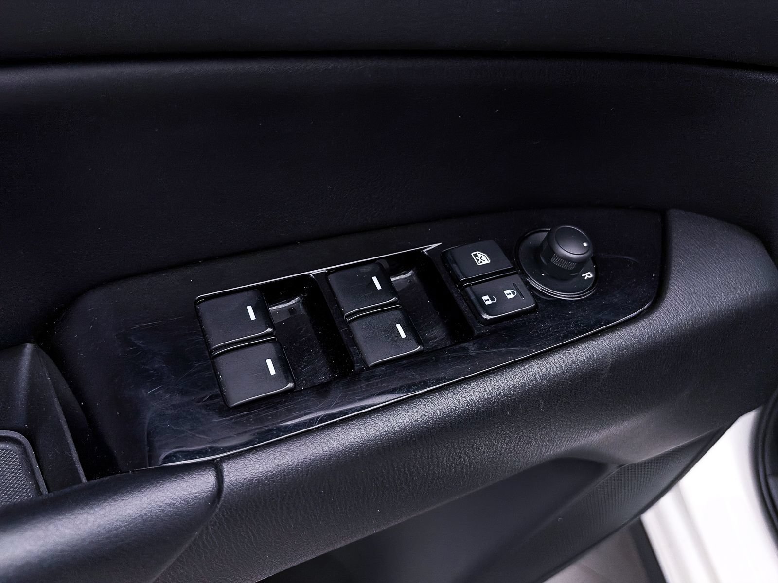 Used 2021 MAZDA CX-5 Touring AWD/4WD image 17