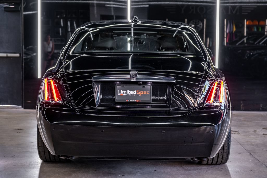 Used 2027 Rolls-Royce Ghost AWD/4WD image 31