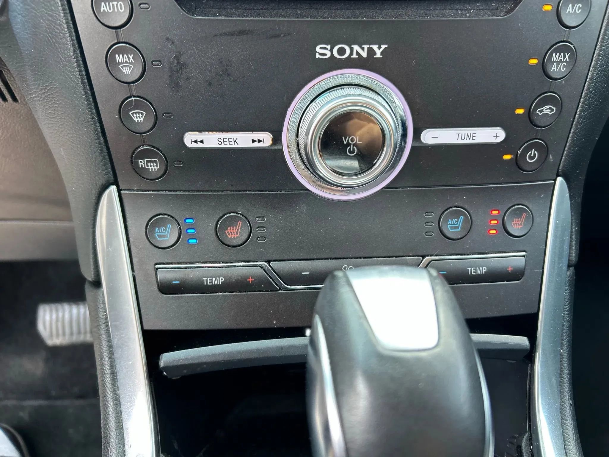 Used 2017 Ford Edge Titanium w/ Equipment Group 301A image 19