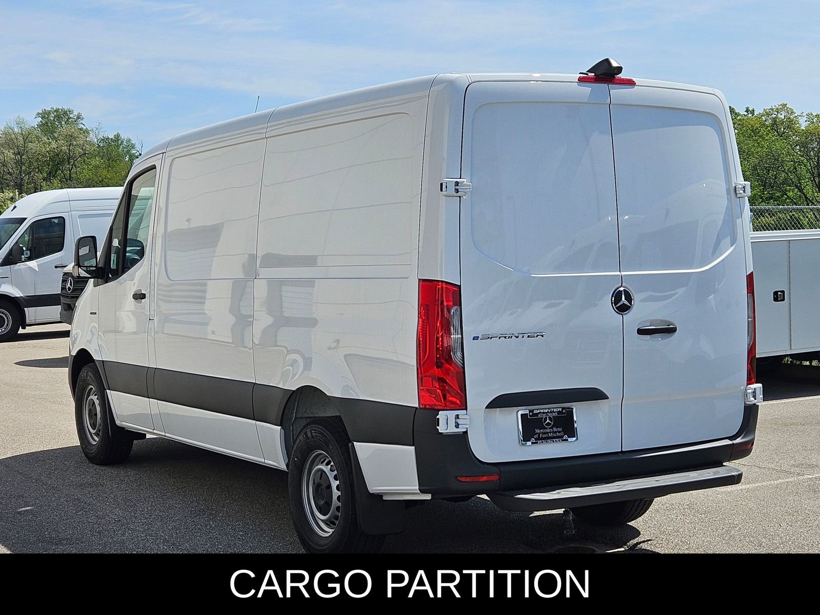 New 2025 Mercedes-Benz eSprinter 144 Cargo image 6