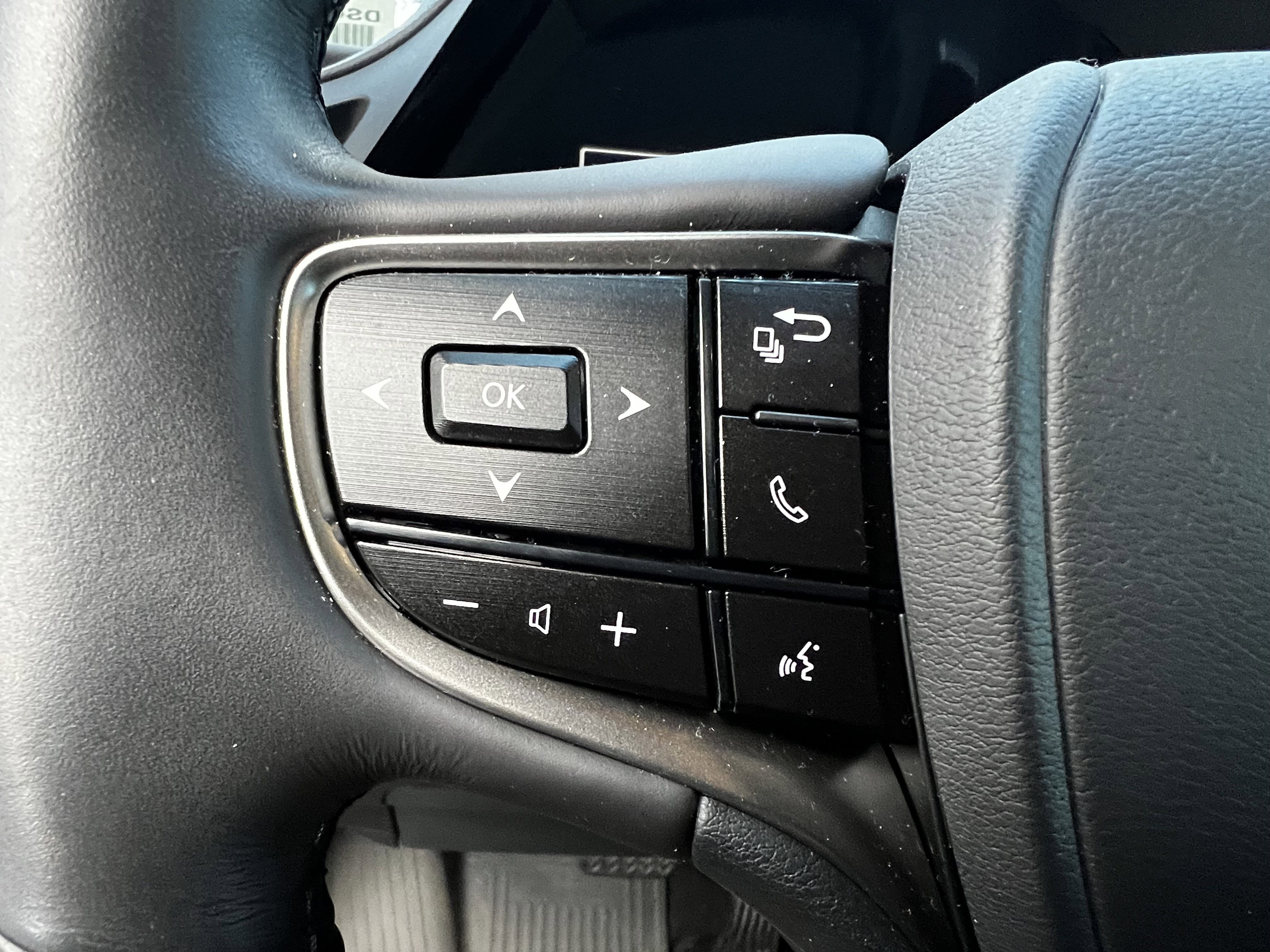 Used 2023 Lexus ES 350 Ultra Luxury image 19