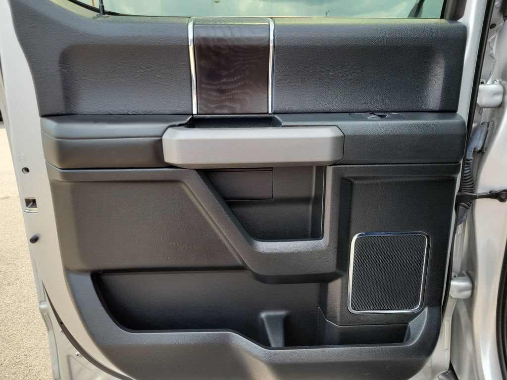 Certified 2019 Ford F150 Platinum w/ Equipment Group 701A Luxury AWD/4WD image 10