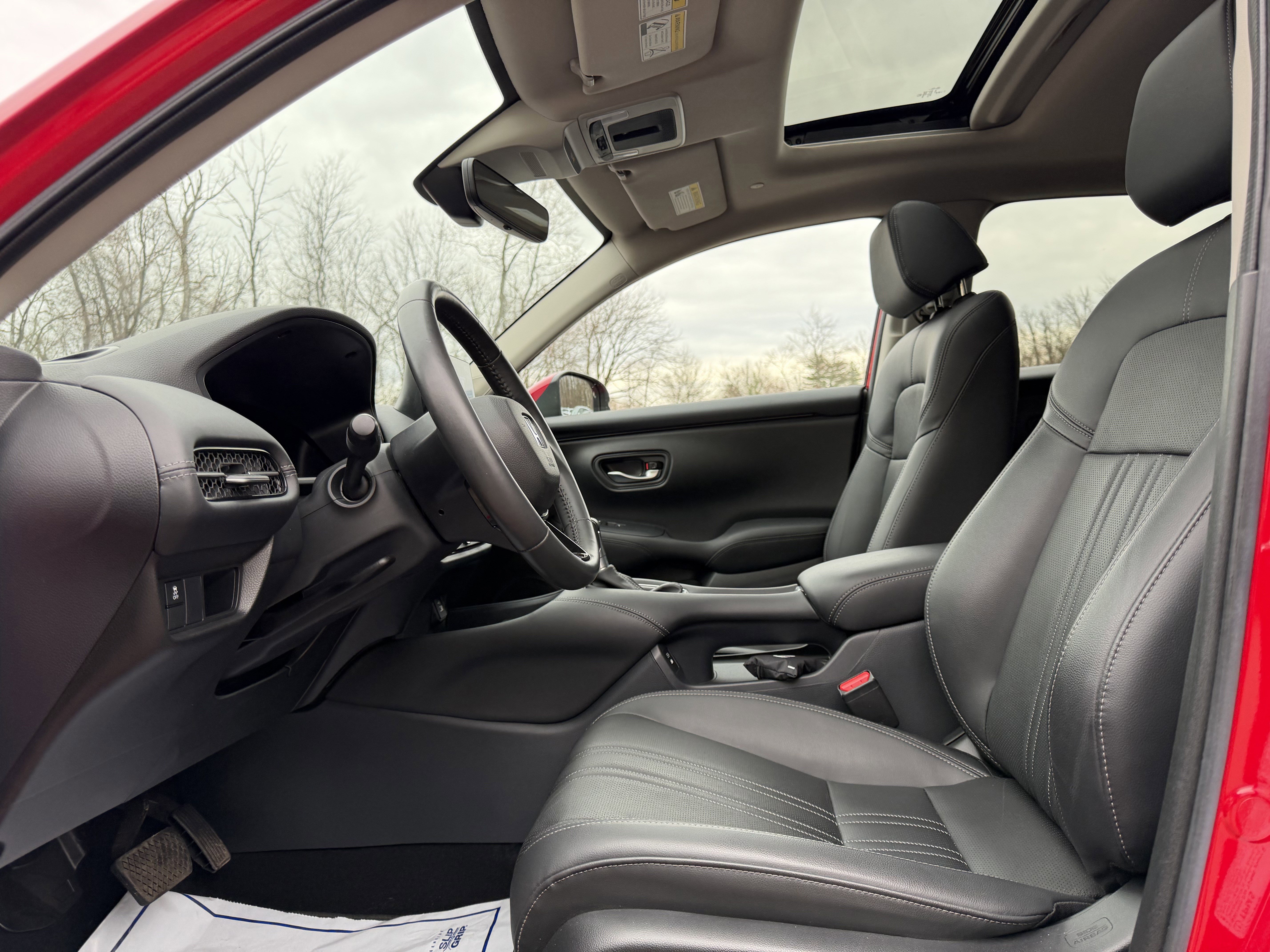 Certified 2024 Honda HR-V EX-L image 14