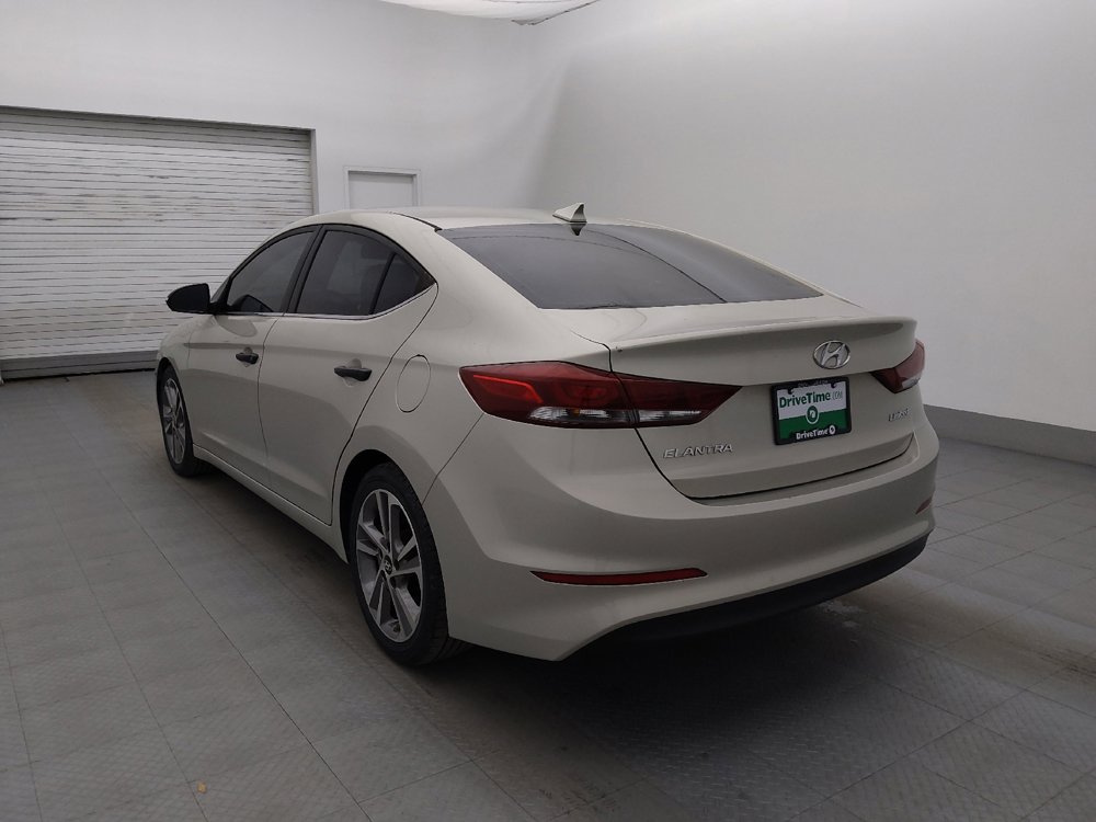 Used 2018 Hyundai Elantra Limited image 5