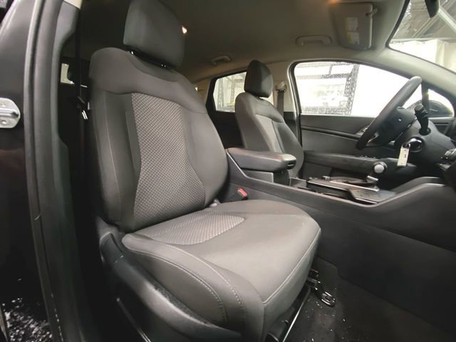 Used 2024 Kia Sportage LX image 25