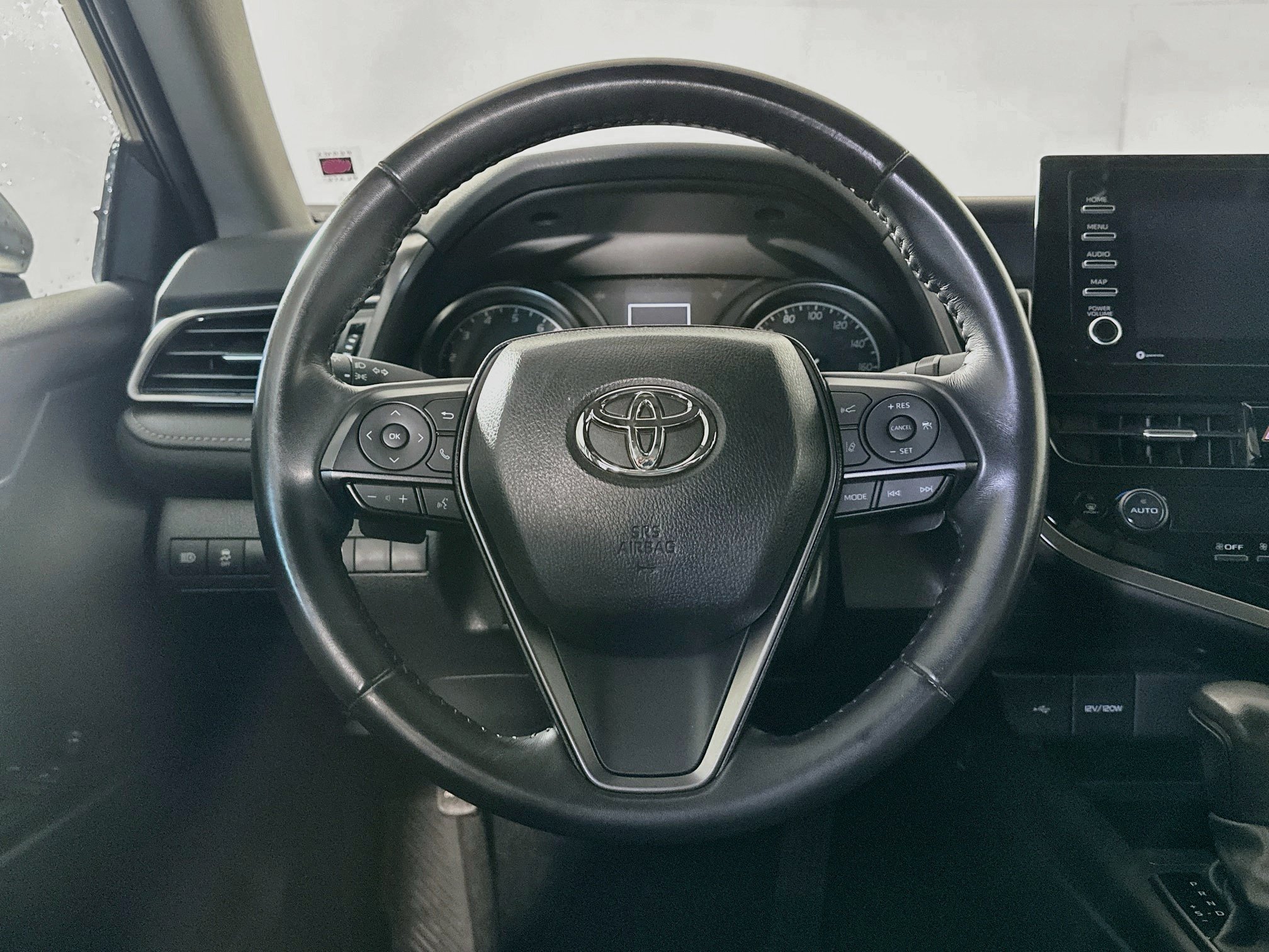 Used 2024 Toyota Camry SE FWD image 17