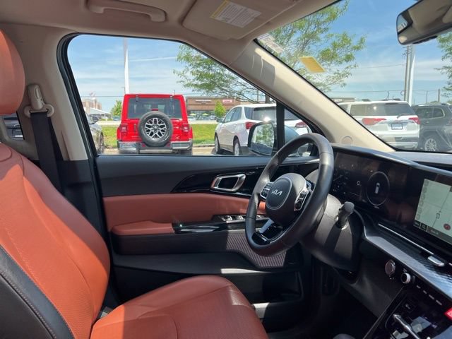 Certified 2024 Kia Carnival SX Prestige FWD image 43