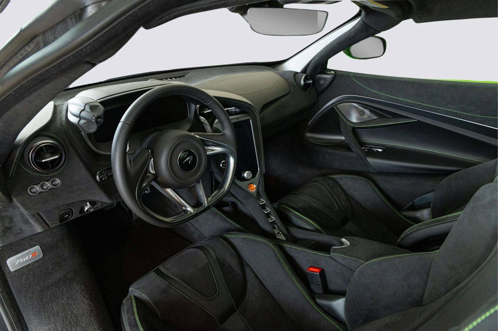 New 2026 McLaren 750S RWD image 21