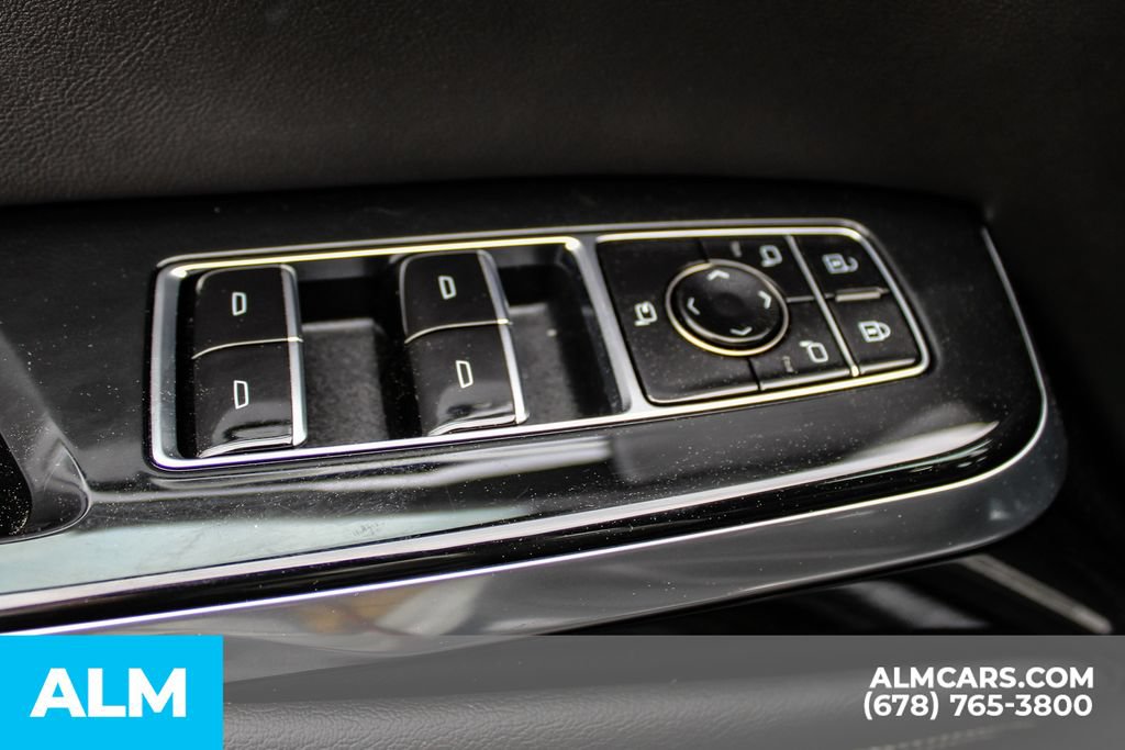 Used 2025 Cadillac Escalade Sport w/ LPO, ONYX Package AWD/4WD image 41