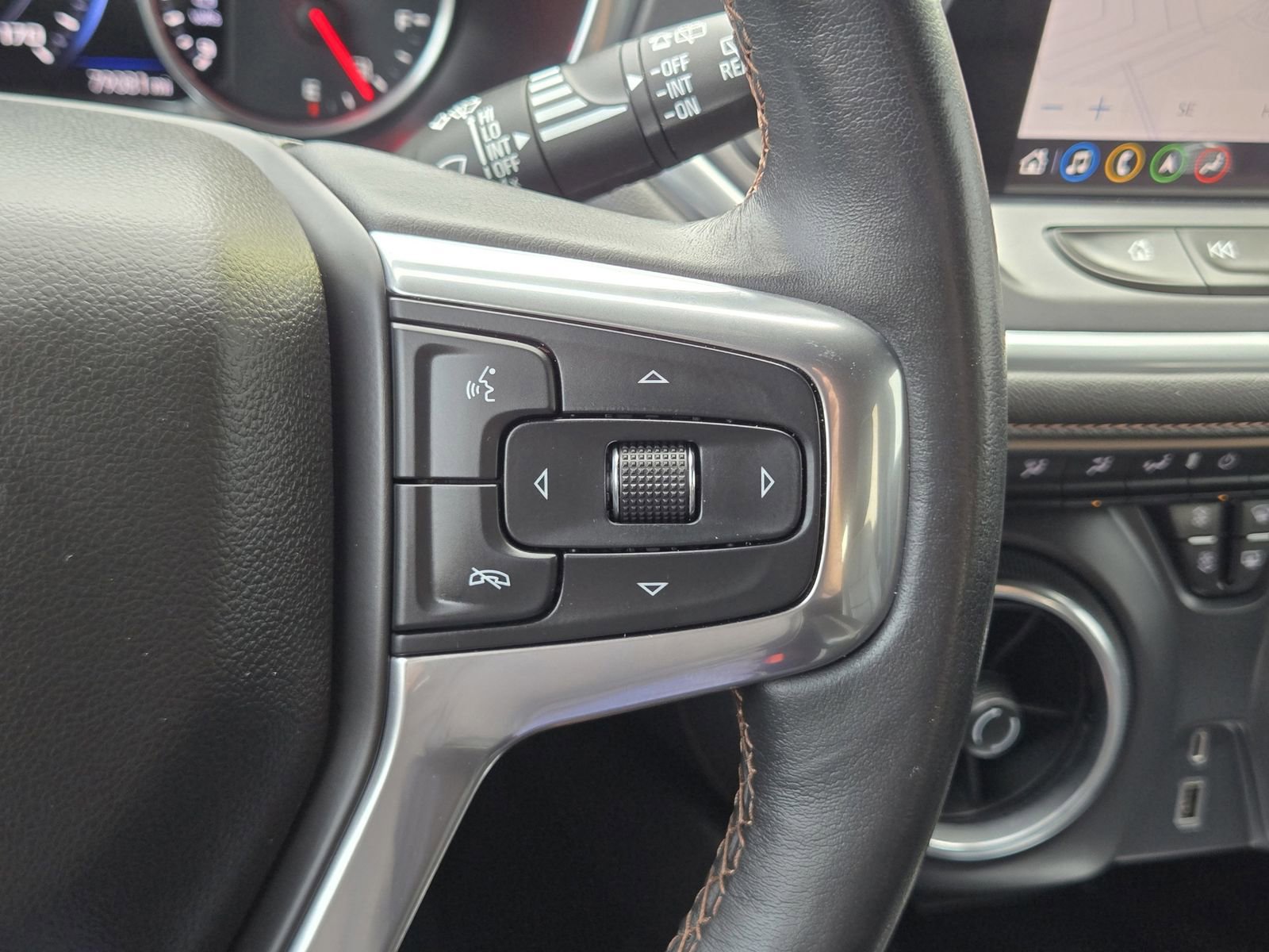 Used 2020 Chevrolet Blazer Premier w/ Driver Confidence II Package image 29