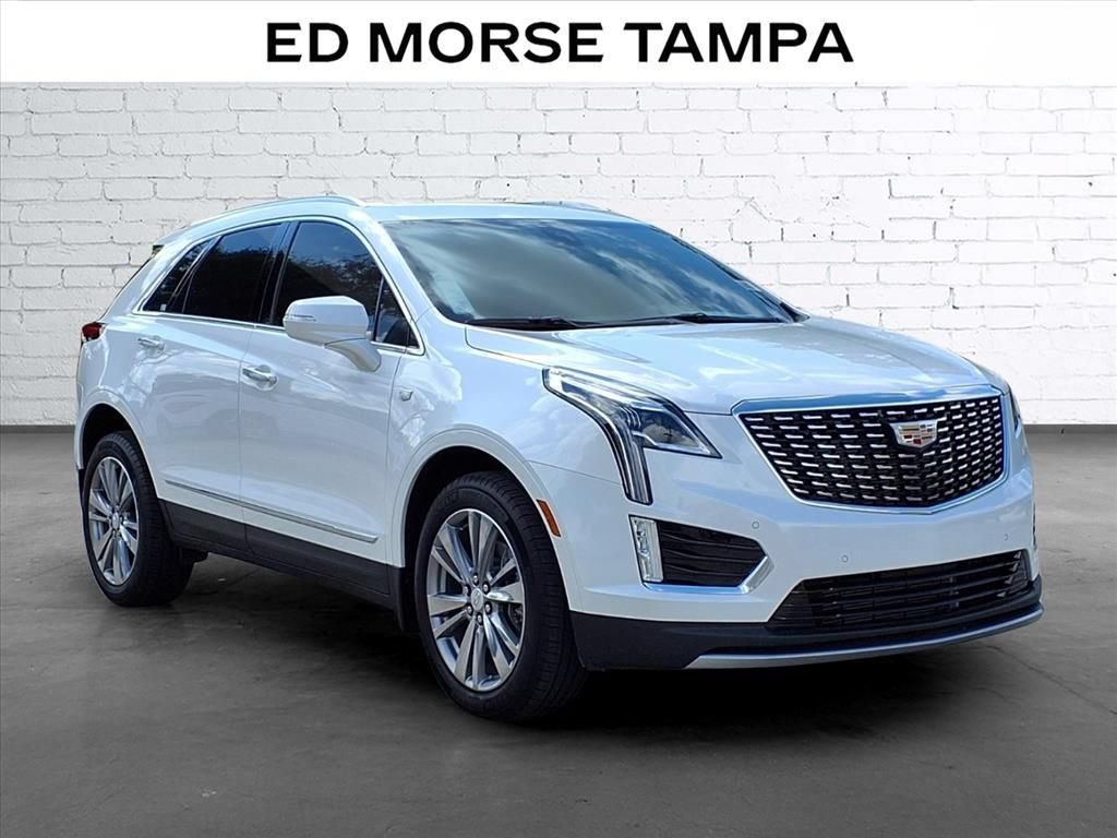 Certified 2024 Cadillac XT5 Premium Luxury FWD image 5