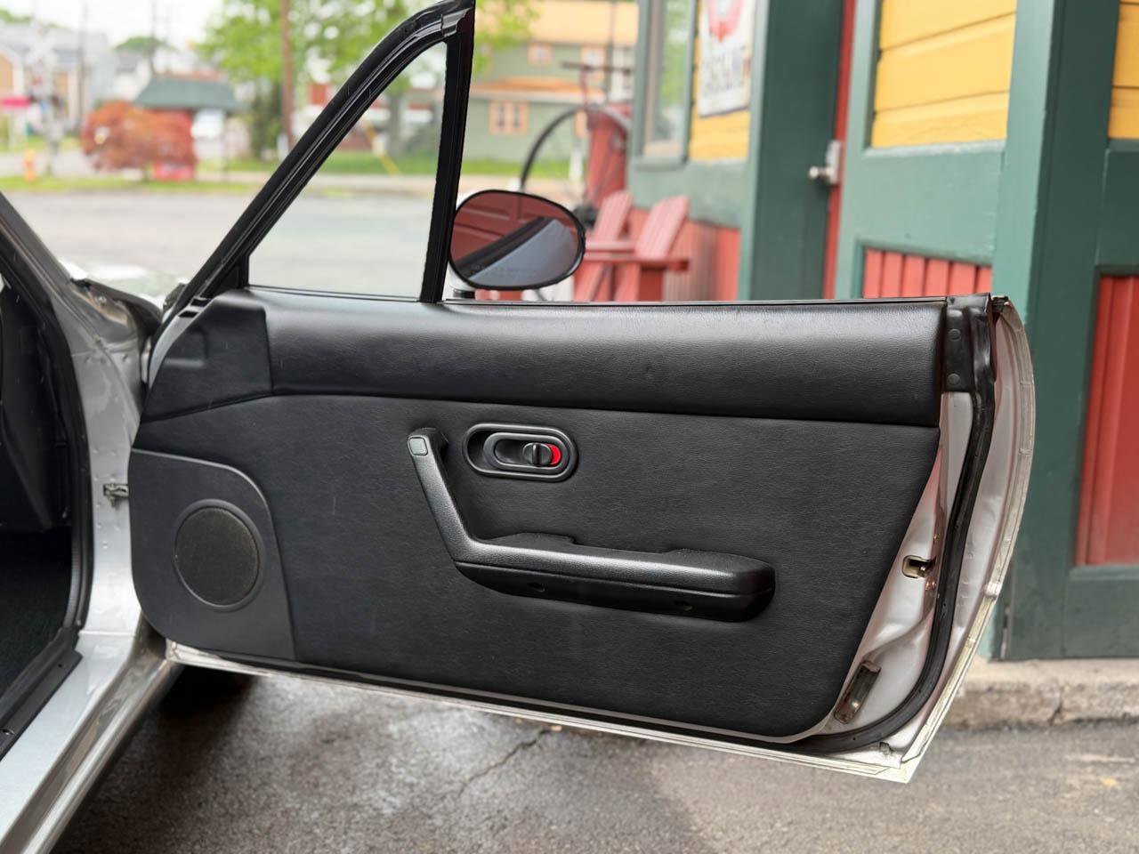 Used 1991 MAZDA MX-5 Miata RWD image 33