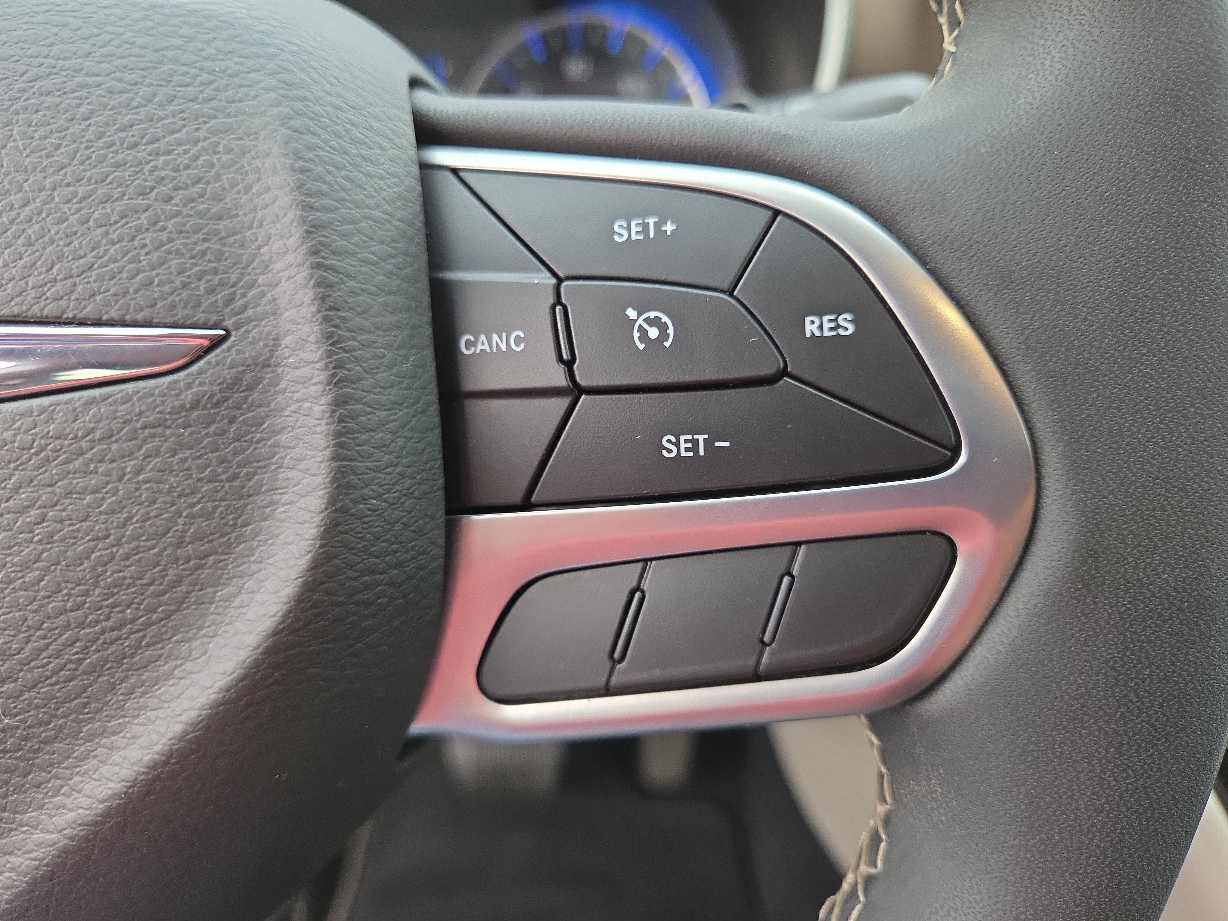 Certified 2022 Chrysler Voyager LX FWD image 27