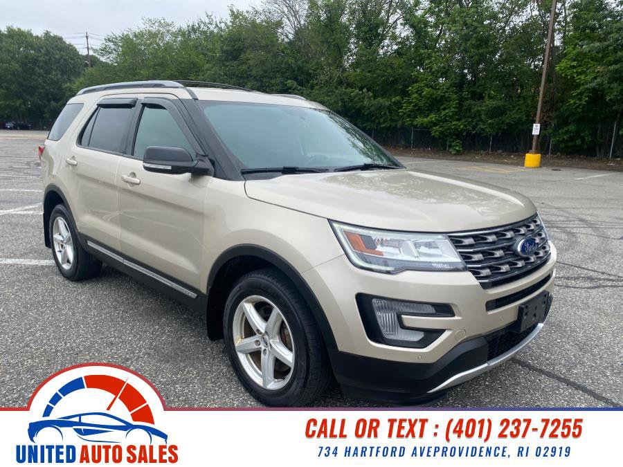 Used 2017 Ford Explorer XLT w/ Equipment Group 201A image 7
