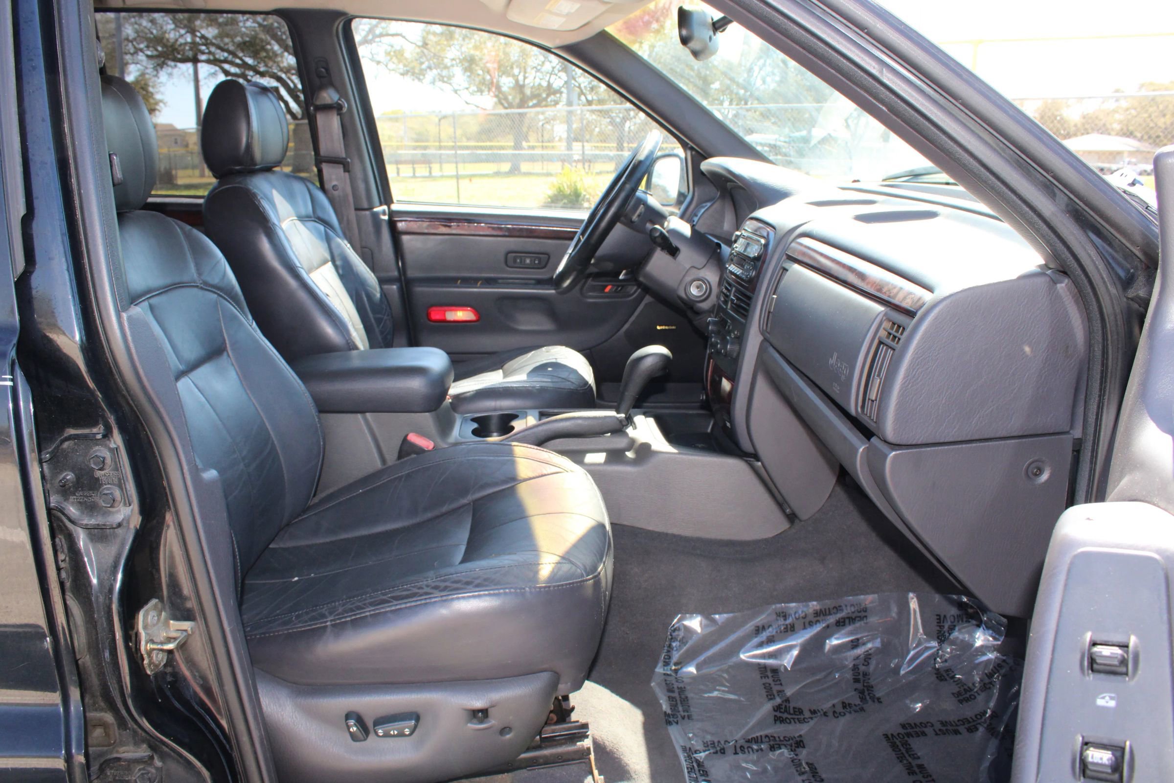 Used 2001 Jeep Grand Cherokee Limited image 17