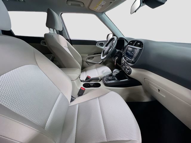Certified 2025 Kia Soul LX w/ LX Technology Package FWD image 26