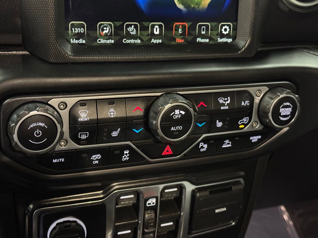 Used 2021 Jeep Wrangler Unlimited Rubicon w/ Trailer Tow Package image 37