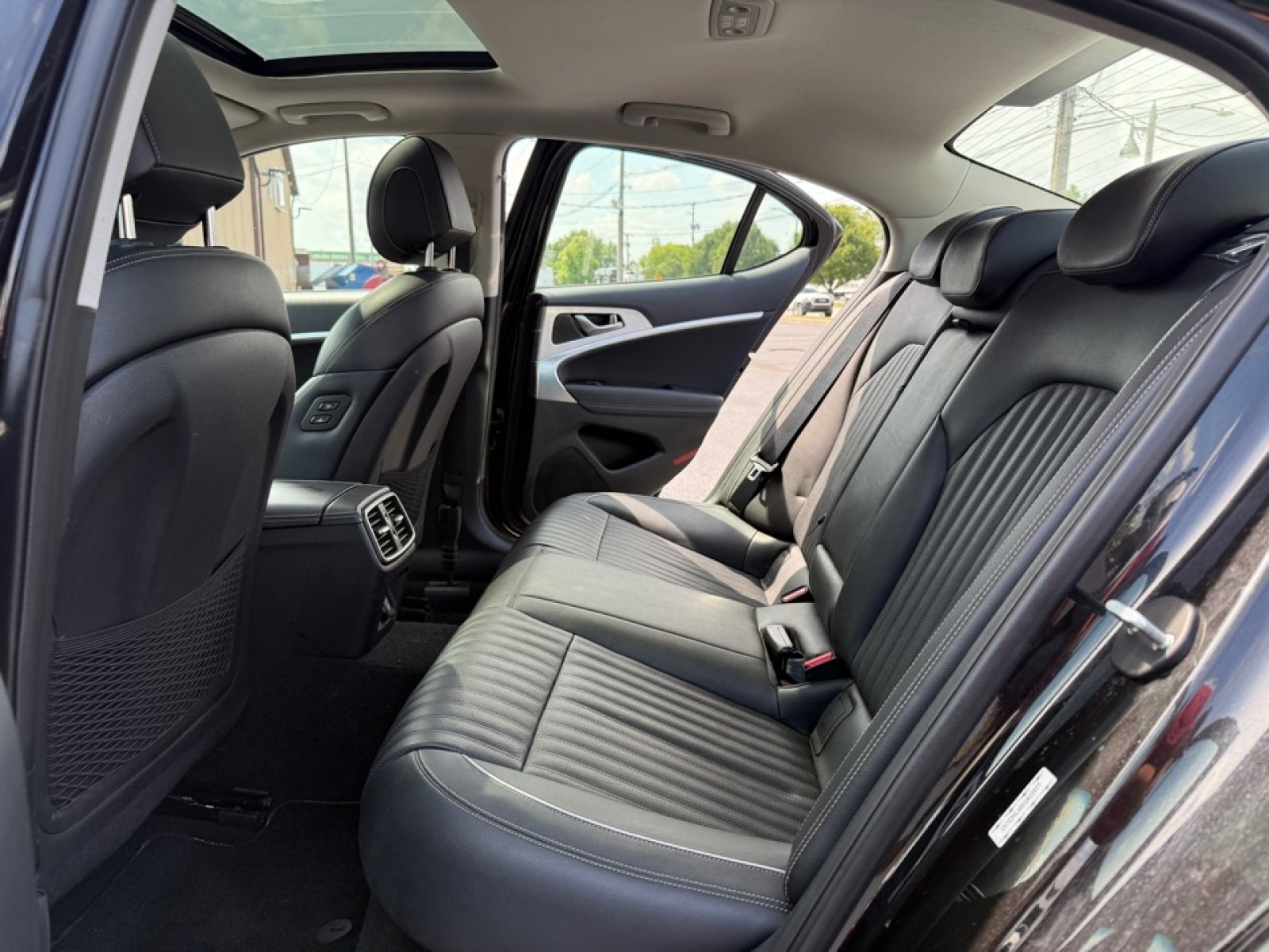 Used 2019 Genesis G70 2.0T Advanced w/ Elite Package image 14