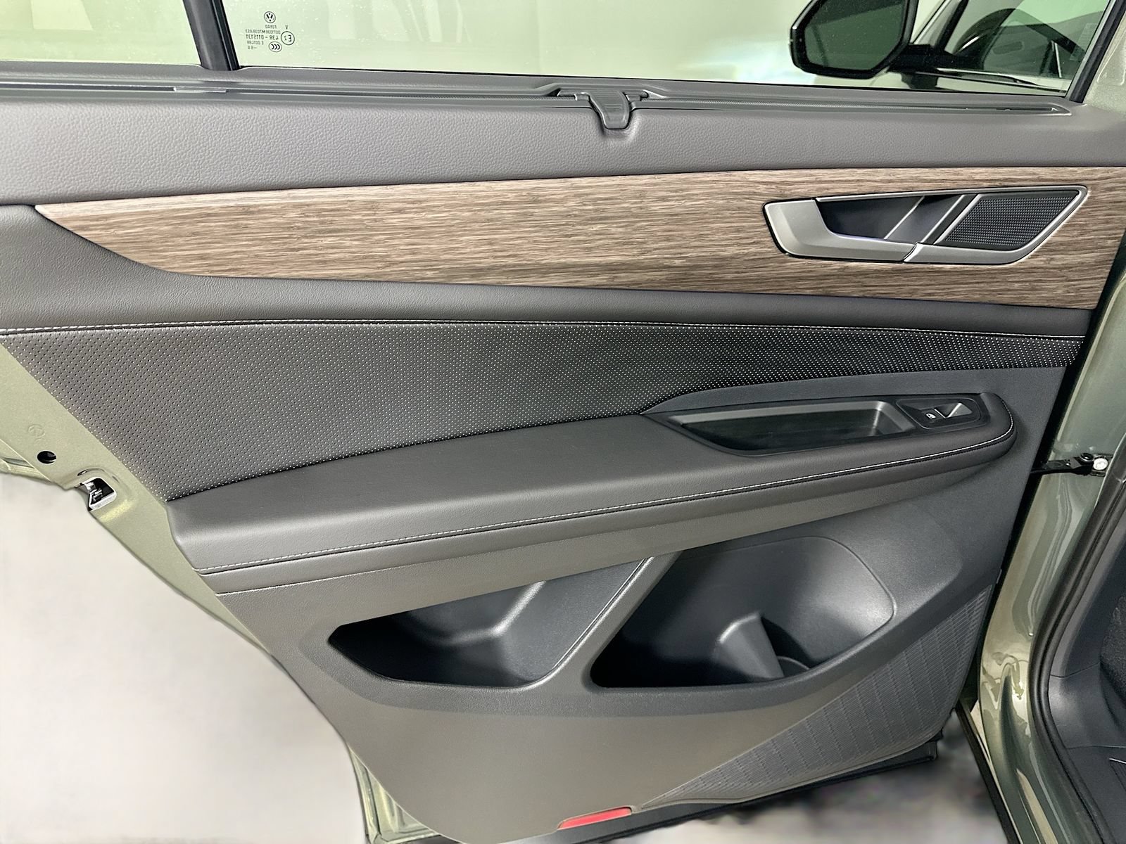 New 2026 Volkswagen Atlas SEL AWD/4WD image 35