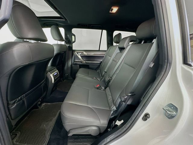 Used 2021 Lexus GX 460 Premium w/ Premium Package image 25