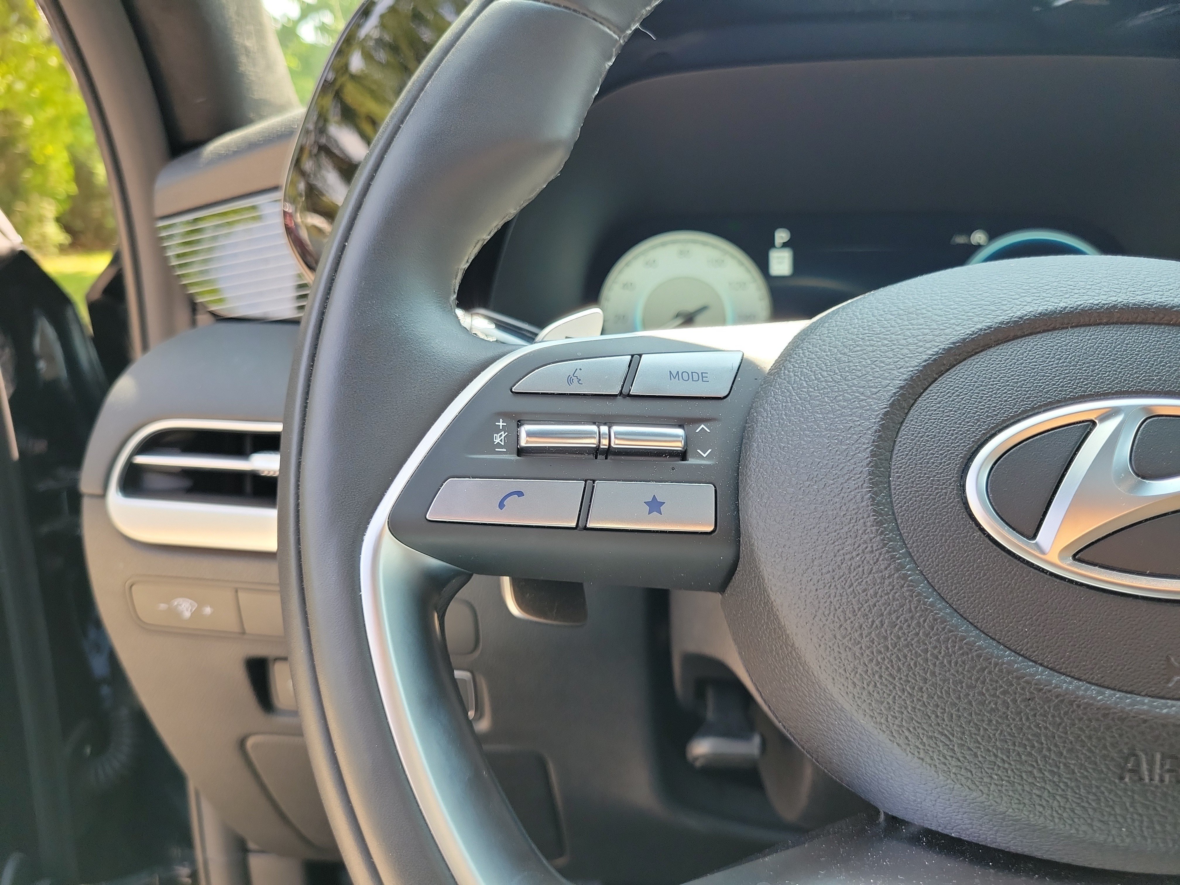 Used 2025 Hyundai Palisade Calligraphy FWD image 22