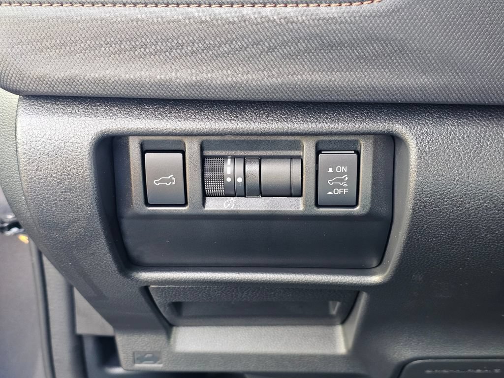 Certified 2025 Subaru Forester Touring AWD/4WD image 25