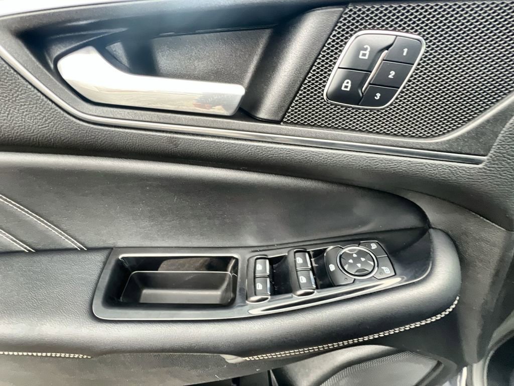 Used 2016 Ford Edge Sport w/ Equipment Group 401A image 15