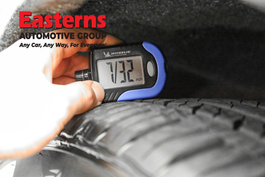 Used 2023 Chrysler Pacifica Touring-L image 26