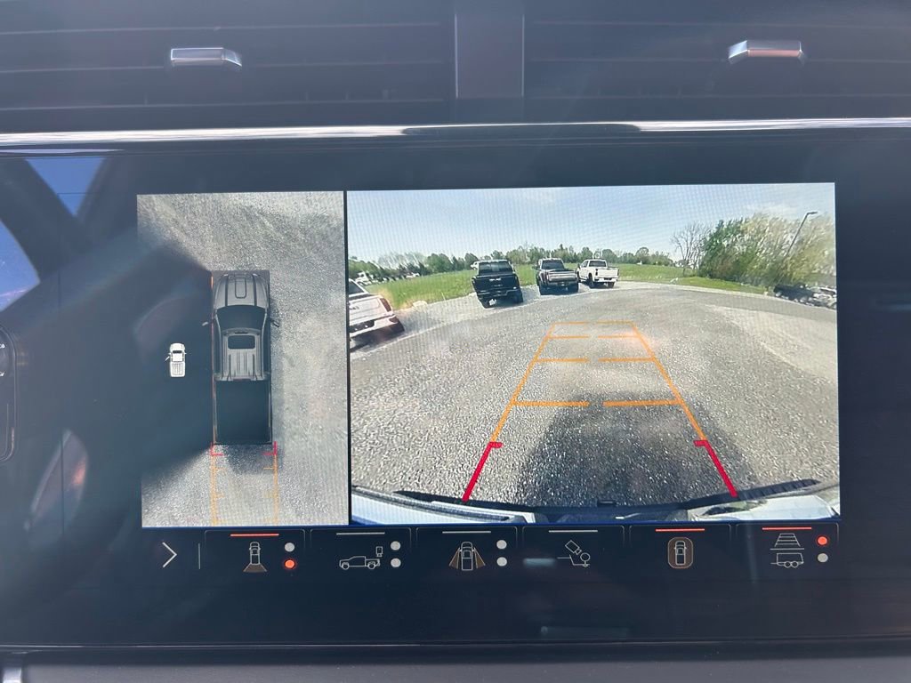 Used 2024 GMC Sierra 2500 Denali Ultimate AWD/4WD image 7