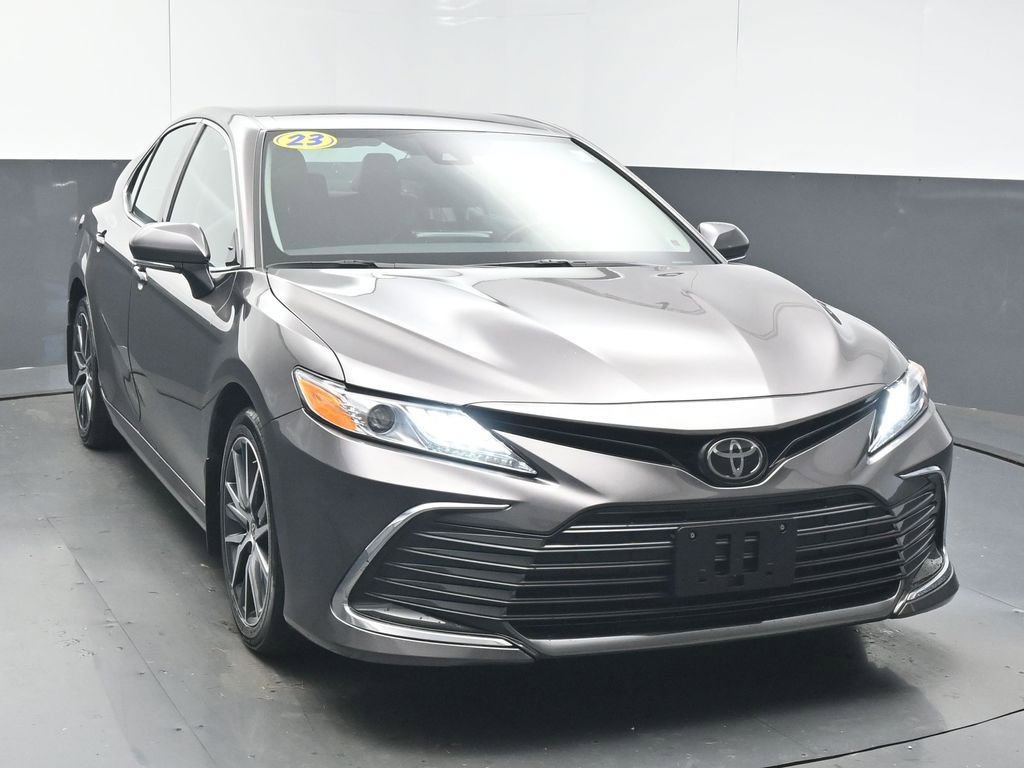 Used 2023 Toyota Camry XLE w/ Cold Weather Package image 2