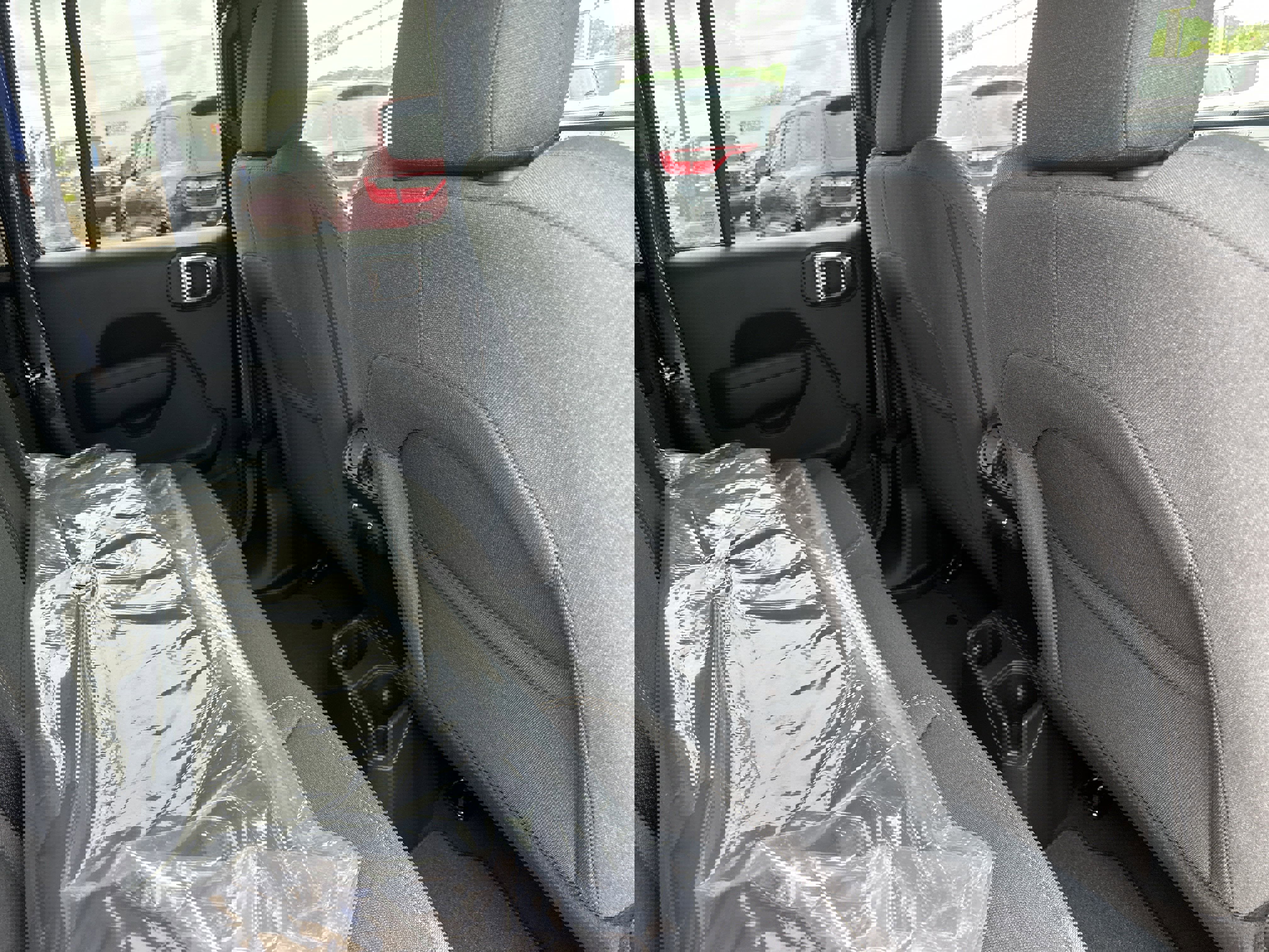 New 2025 Jeep Gladiator Sport image 27