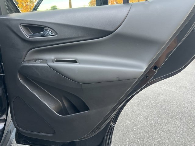 Used 2023 Chevrolet Equinox LT w/ Driver Convenience Package image 24