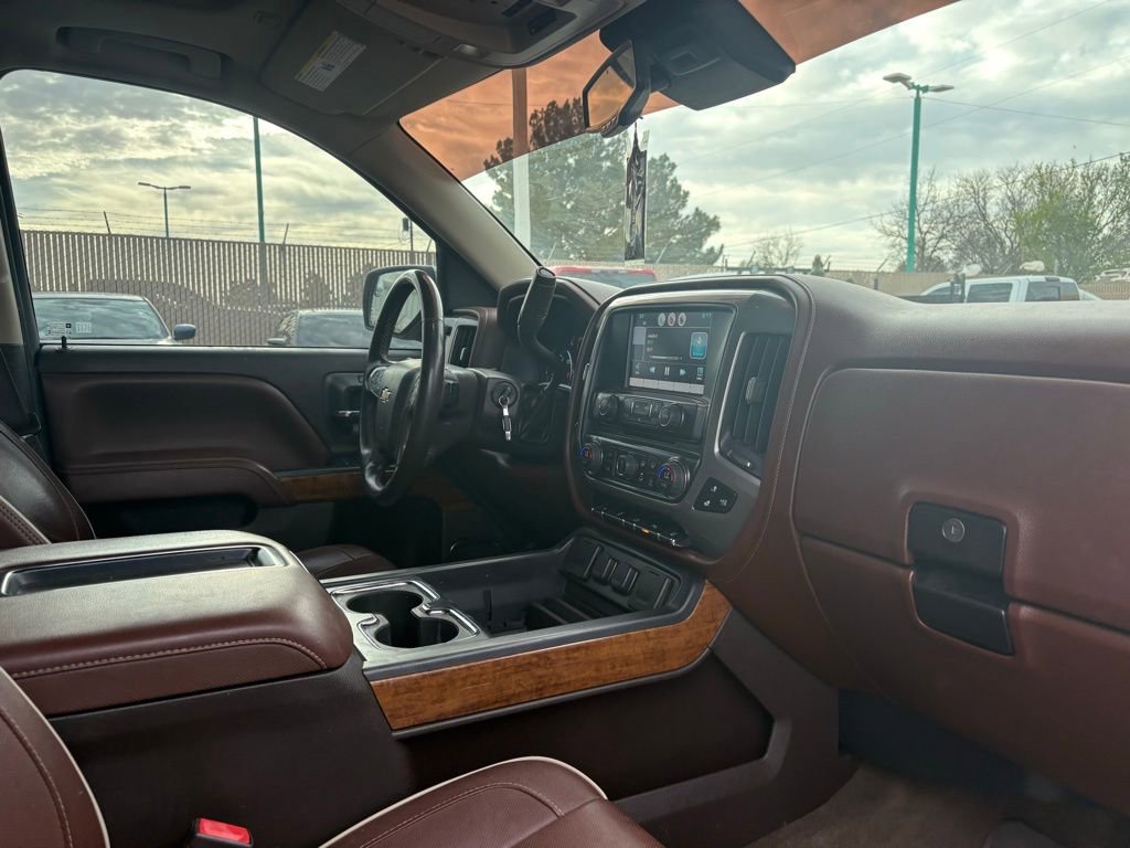 Used 2015 Chevrolet Silverado 1500 High Country w/ High Country Premium Package image 9