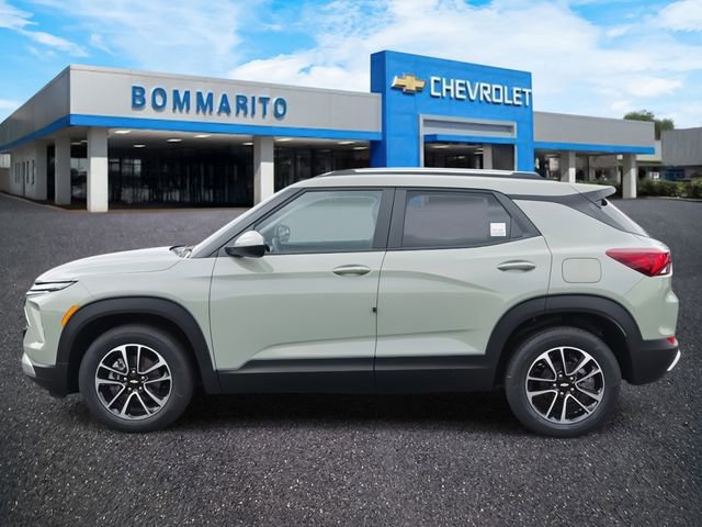 New 2026 Chevrolet TrailBlazer LT w/ Driver Confidence Package image 2