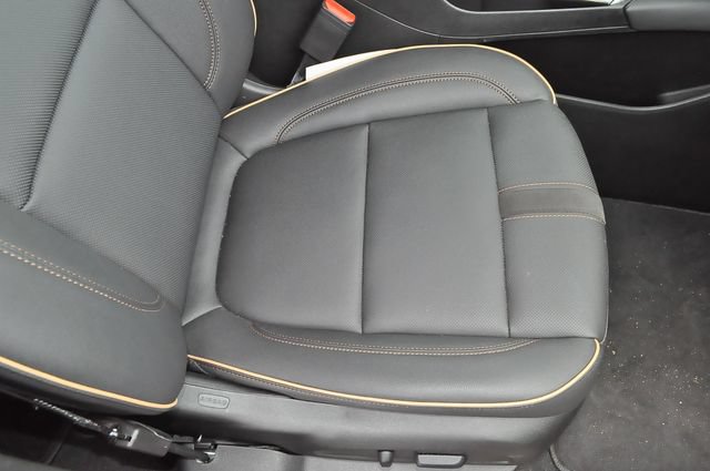 Used 2024 Chevrolet Blazer Premier AWD/4WD image 23