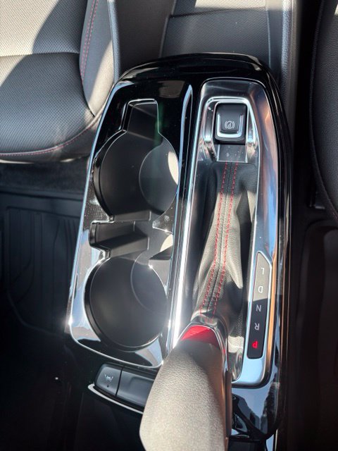 New 2026 Chevrolet Trax RS w/ Sunroof Package FWD image 23