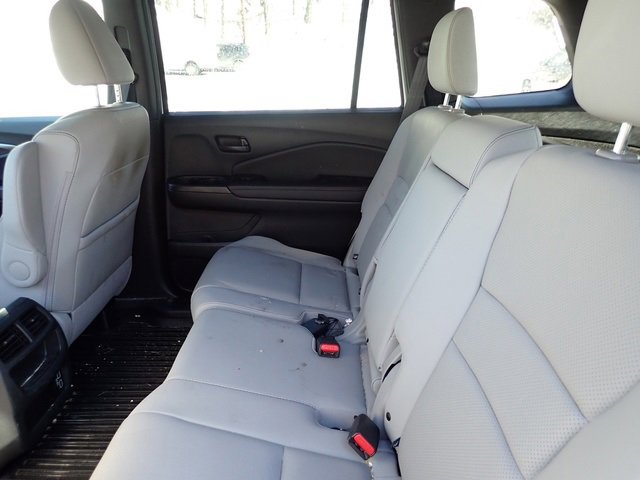 Used 2023 Honda Passport EX-L image 11