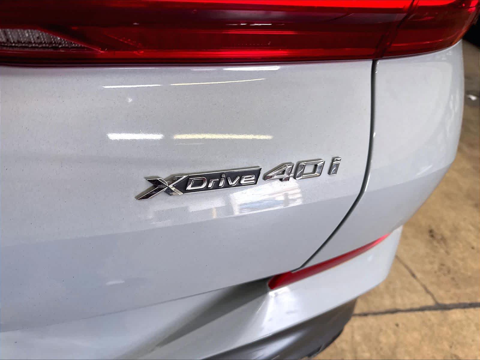 Used 2024 BMW X6 xDrive40i w/ Premium Package AWD/4WD image 11