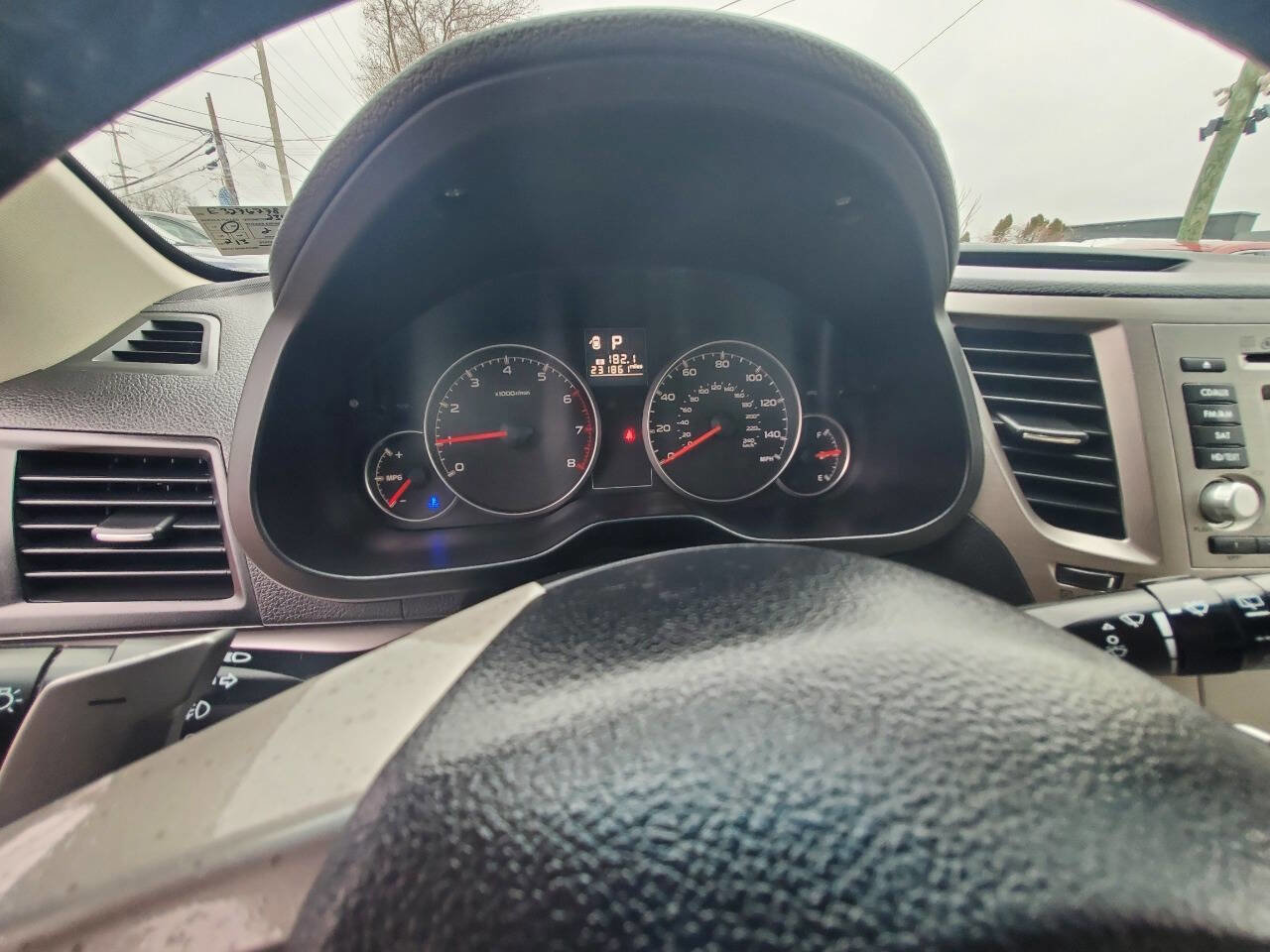 Used 2014 Subaru Outback 2.5i Premium AWD/4WD image 17