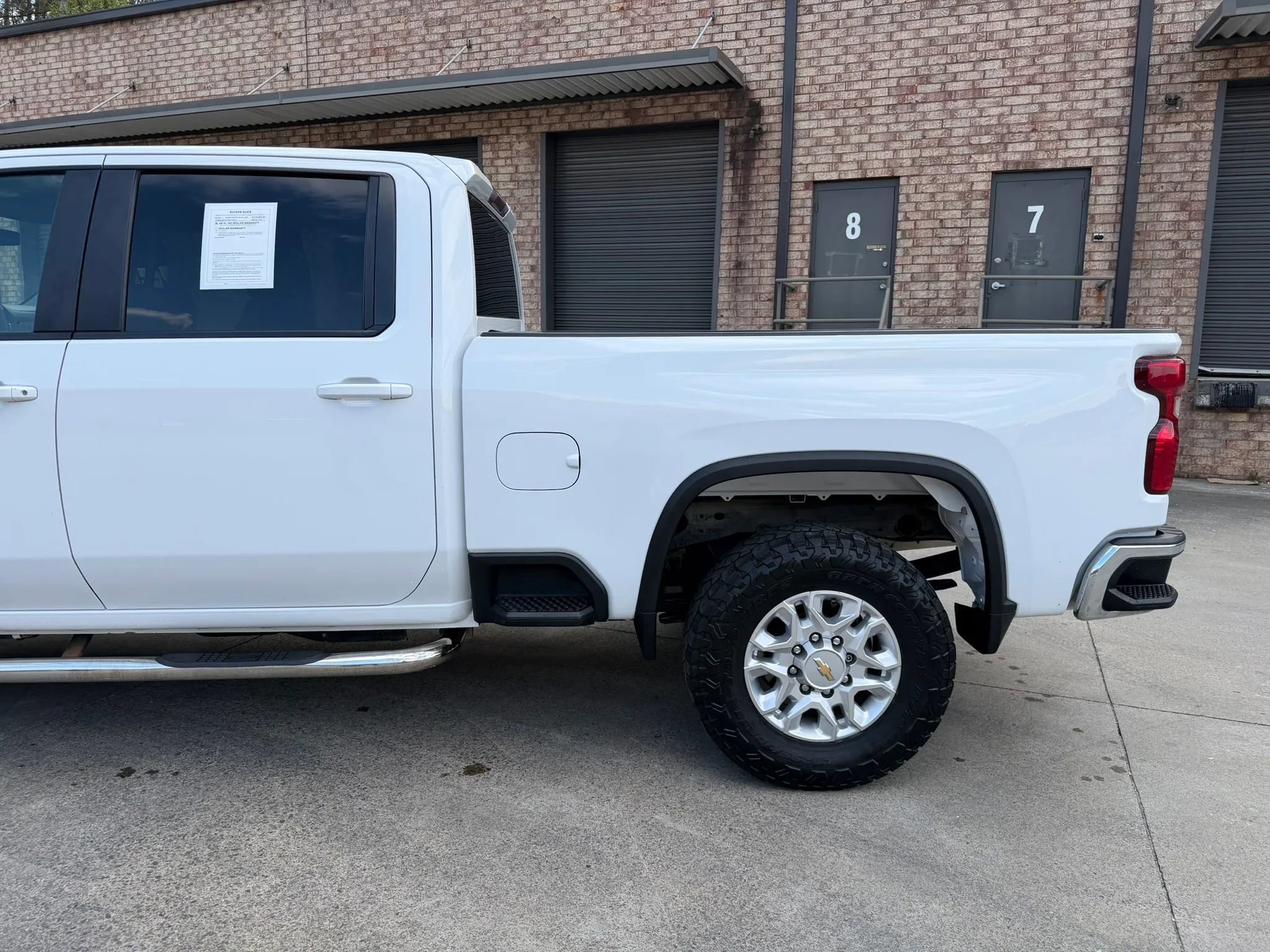Used 2021 Chevrolet Silverado 2500 LT w/ Z71 Off-Road Package image 5